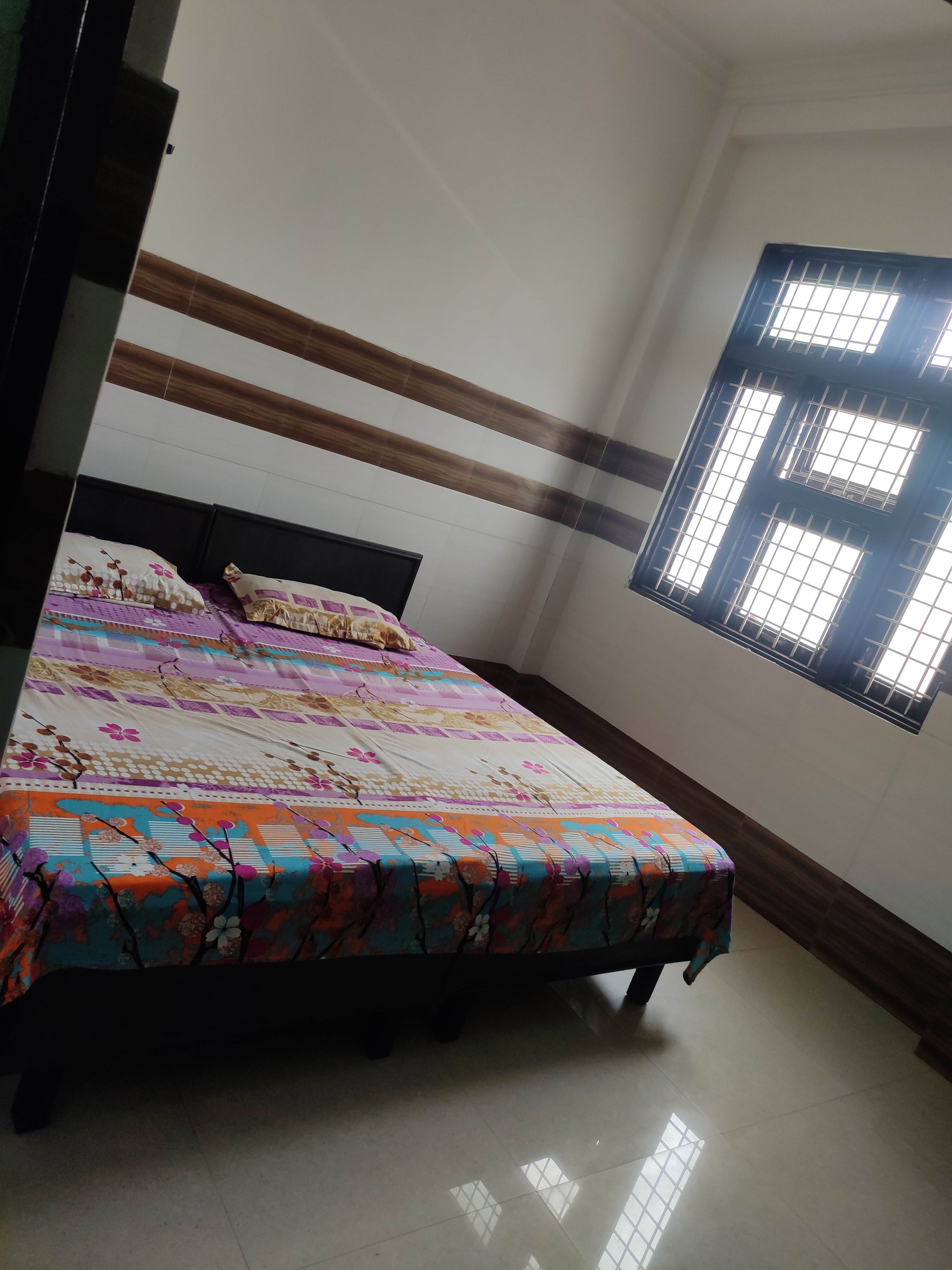 Hotel Shri lalji - Tap to explore photos