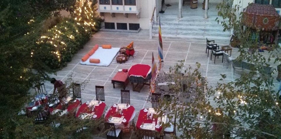 Dera Mandawa - Heritage Resort - Tap to explore photos