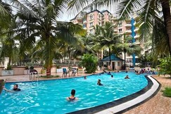 LP RETREAT NEAR SEA BEACH