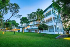 Hotel Sudu Araliya Polonnaruwa