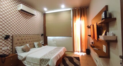 Hotel L'AVENIR Room Type - Premium Room