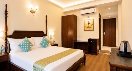 MadhvM by the Ganges Room Type - SKYLINE GANGA VIEW ROOM WITH BALCONY