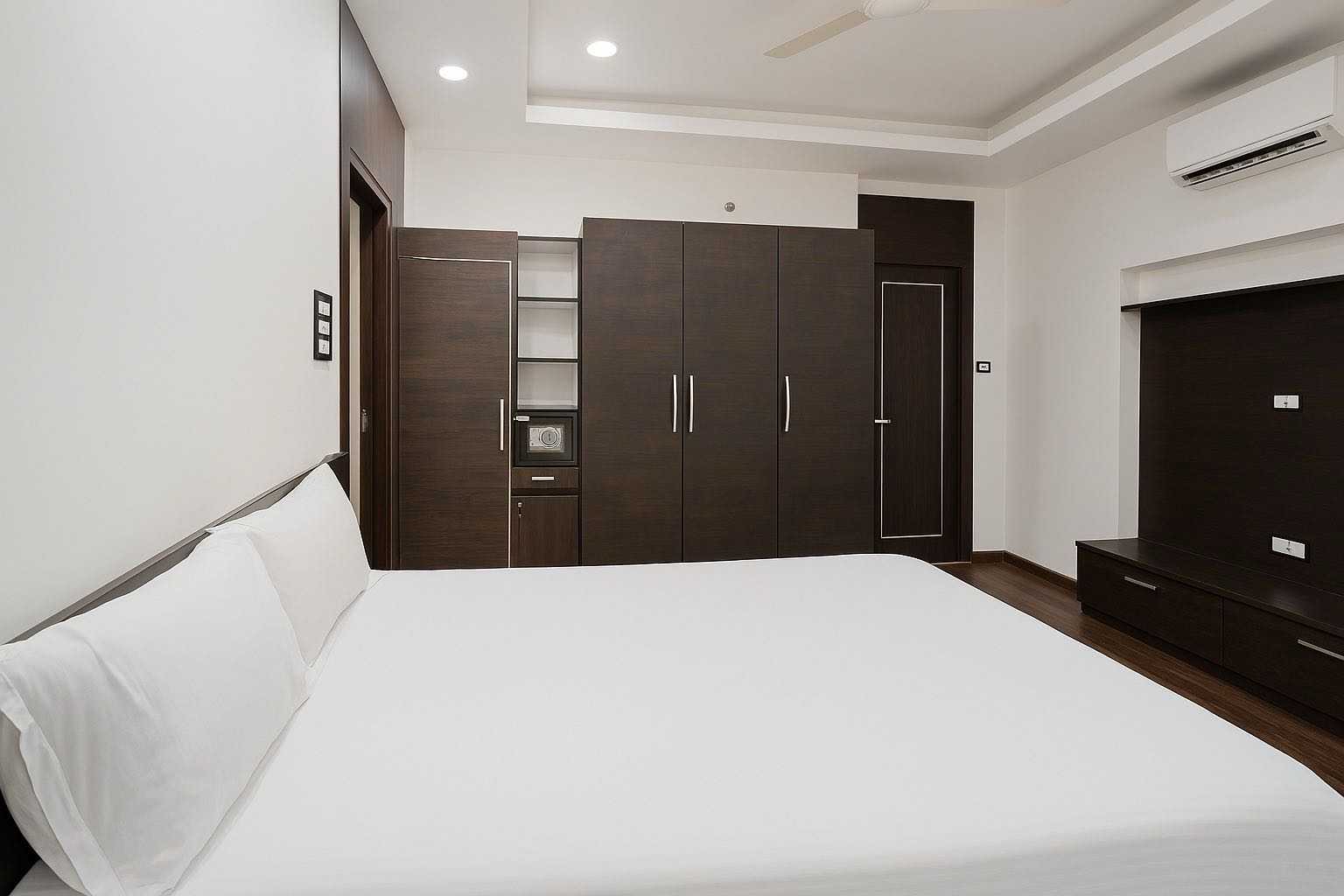 DanCenter Gannavaram Suites Vijaywada by CheckIn - Tap to explore photos