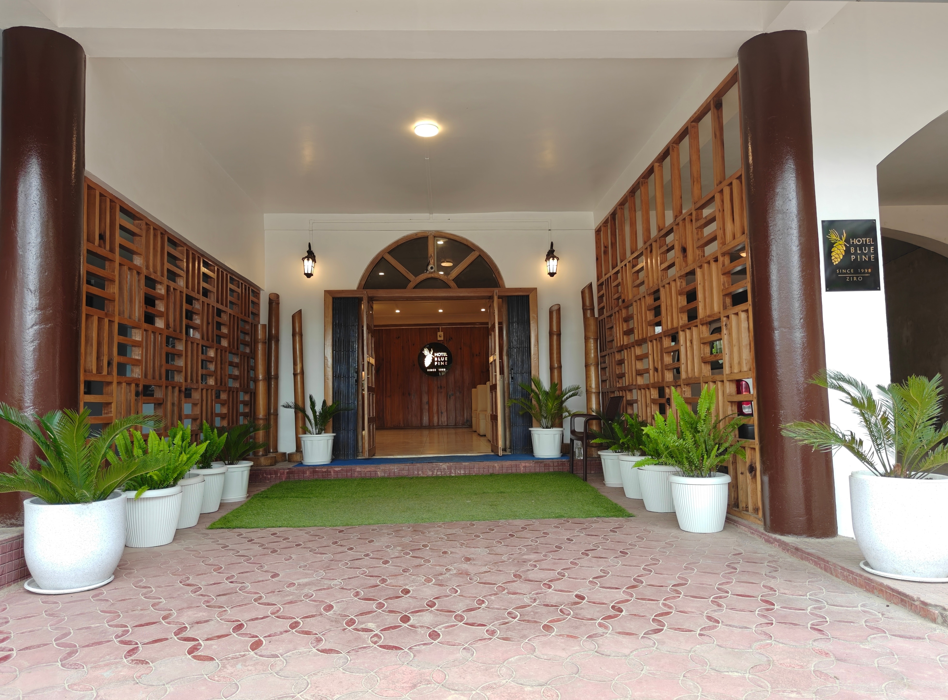 Main gallery