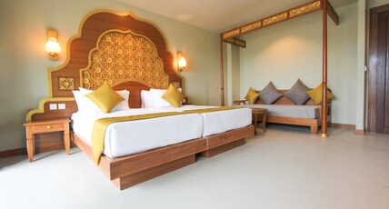 Maikhao Palm Beach Resort Room Type - Deluxe Room with Bathtub and Balcony