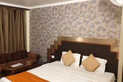 Hotel sidharth regency