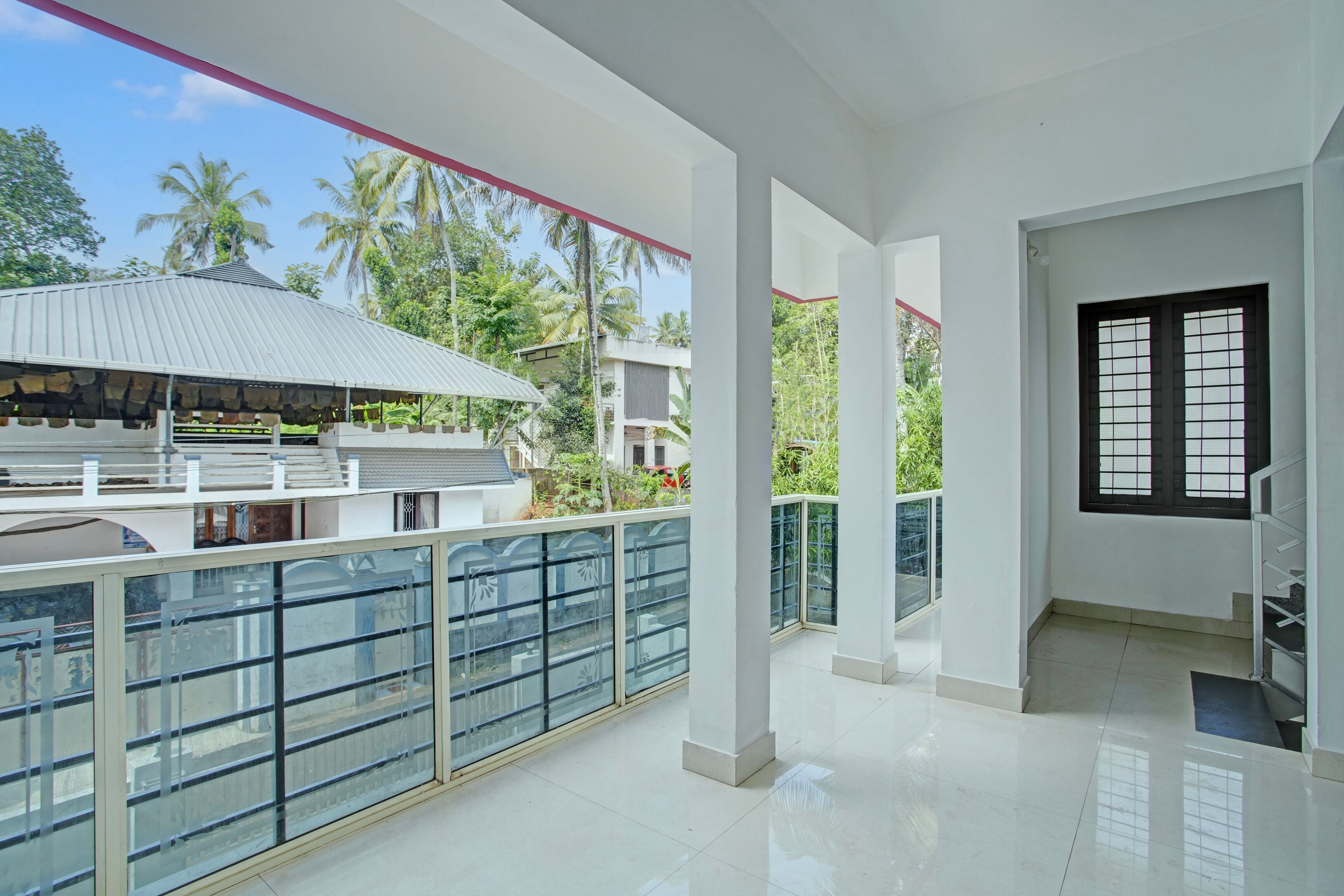 SPOT ON Lavender Rooms & Homestay - Tap to explore photos