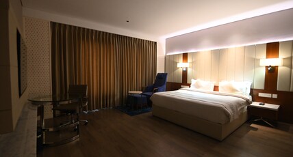 Hotel Amaravathi Room Type - Suite Room