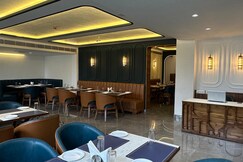 Manan Hotel and Restaurant