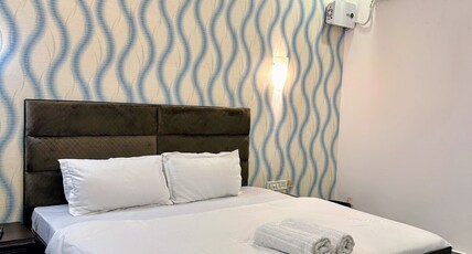 Zoeys Homestay Room Type - Deluxe Room