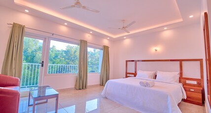 Ice cliff Resort Room Type - Premium Room with Balcony
