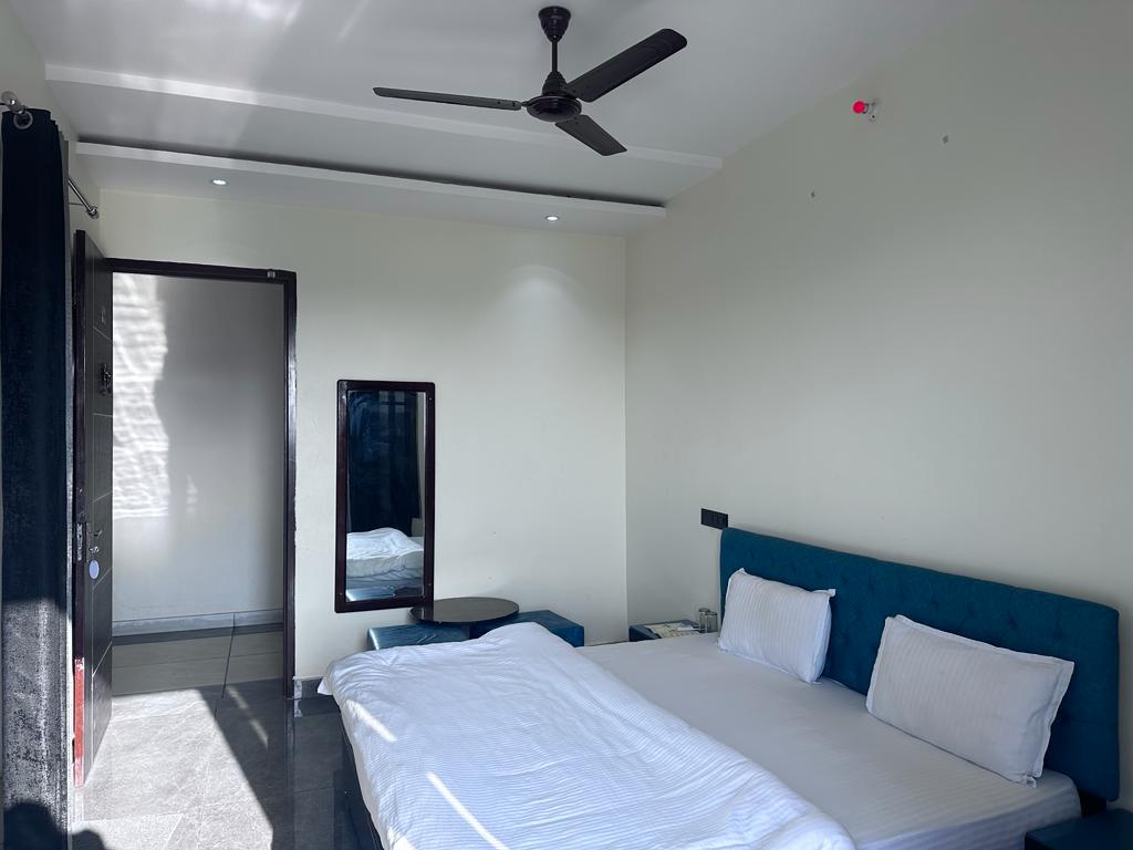 Hotel Residence Inn, Chakrata Road - Tap to explore photos