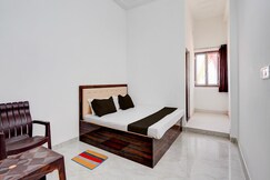 Spot On Santosh Guest House