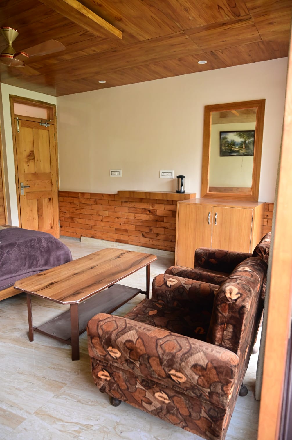 Summer Hill Home Stay - Tap to explore photos