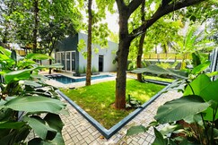 The Calms Villa by Travent Mug.