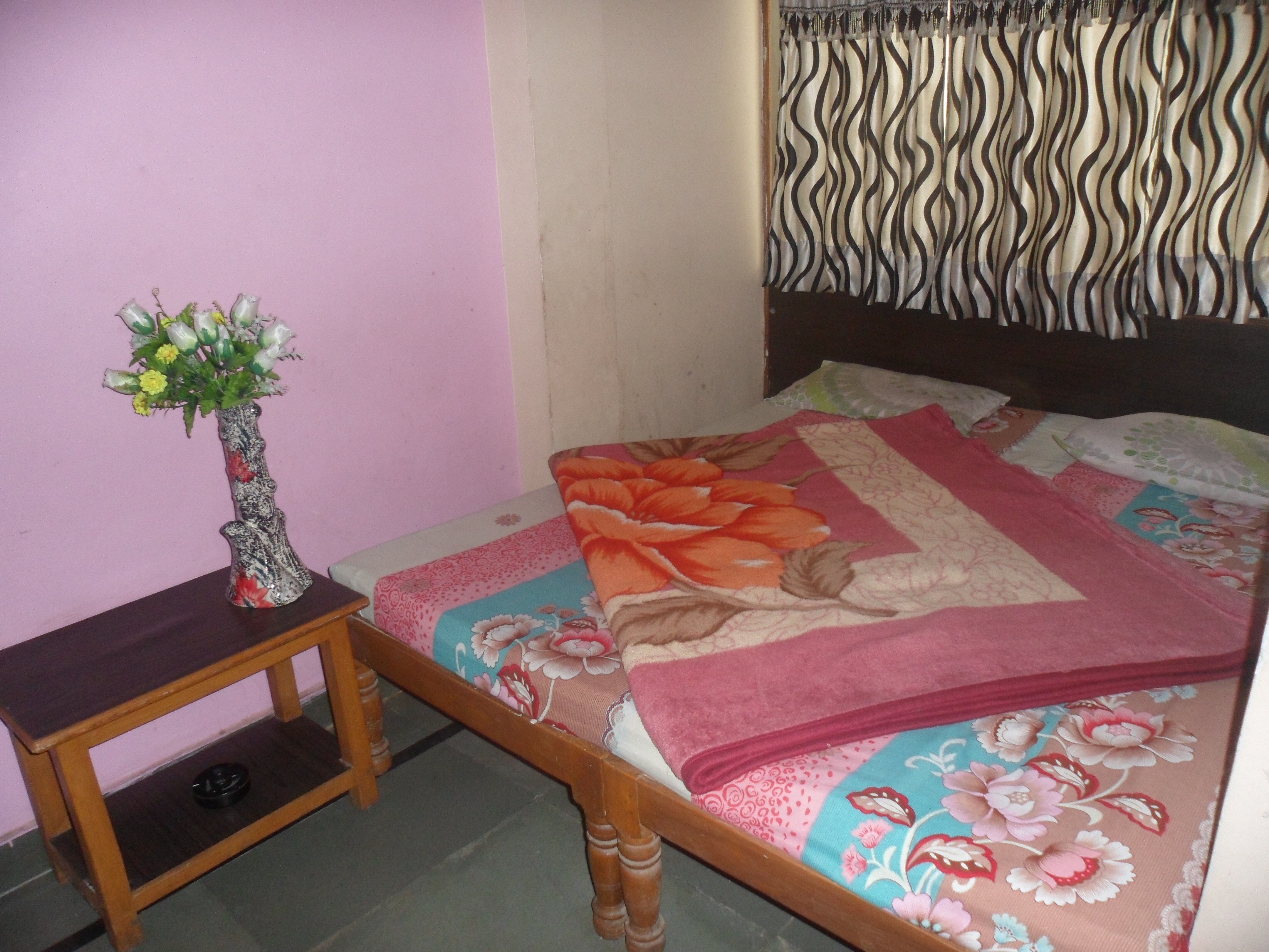 Sainath Guest House - Tap to explore photos