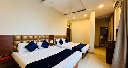 Hotel Suryodaya Room Type - 4 Bedded FamilyAC  Room