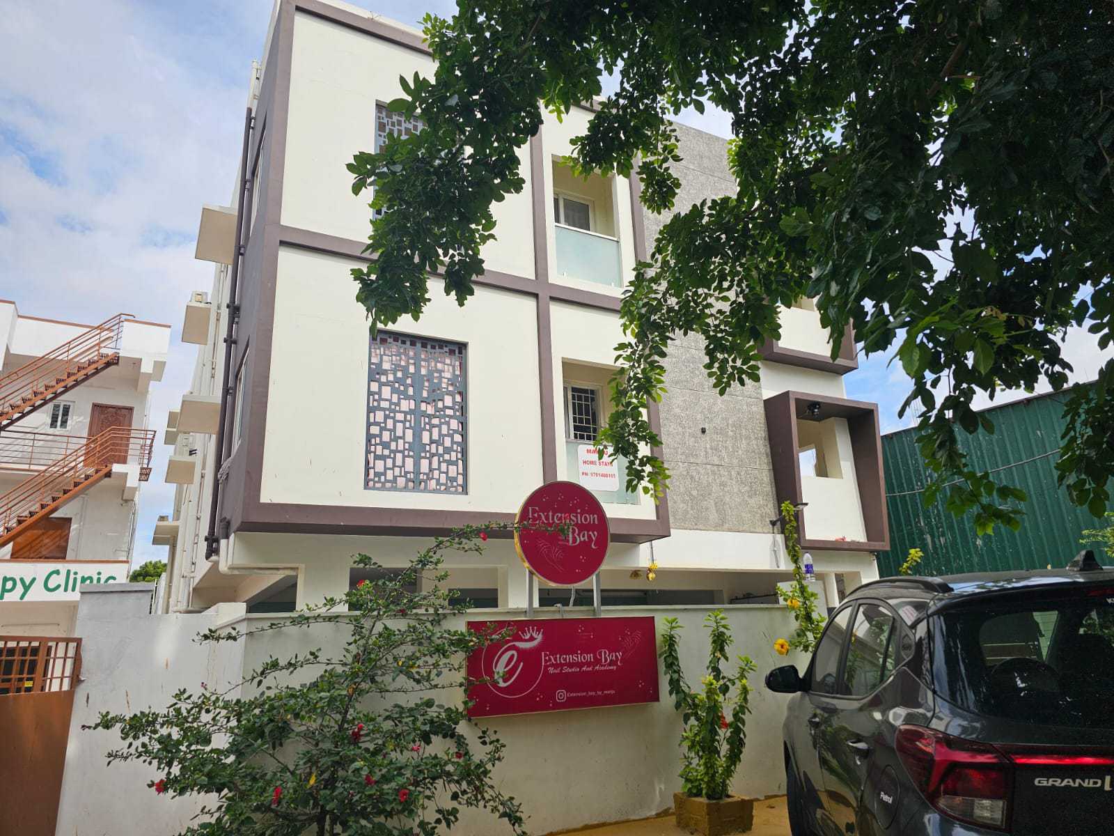 Hotel O Manju Home Stays - Tap to explore photos