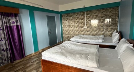 Dalapchand Farmstay Room Type - Cozy Room With Hill View