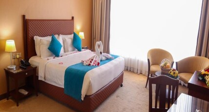 Palette Luxury Marina View Formerly Happy Days Hotel Room Type - Superior king