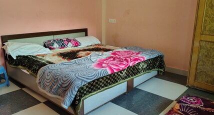 Outlaw Cafe Kasol Room Type - Deluxe Room