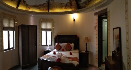 Hotel Seven sky Clarks Exotica Room Type - Craft Villa room with City view and Double Bed