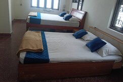 Kanagasabai Homestay 2BH AC Near Nataraja Temple