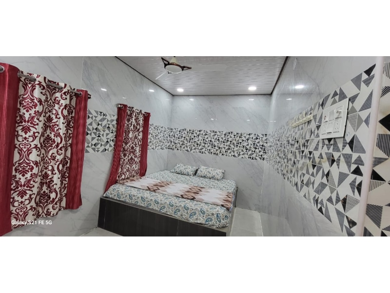 SRI NARAHARI HOME STAY - Tap to explore photos