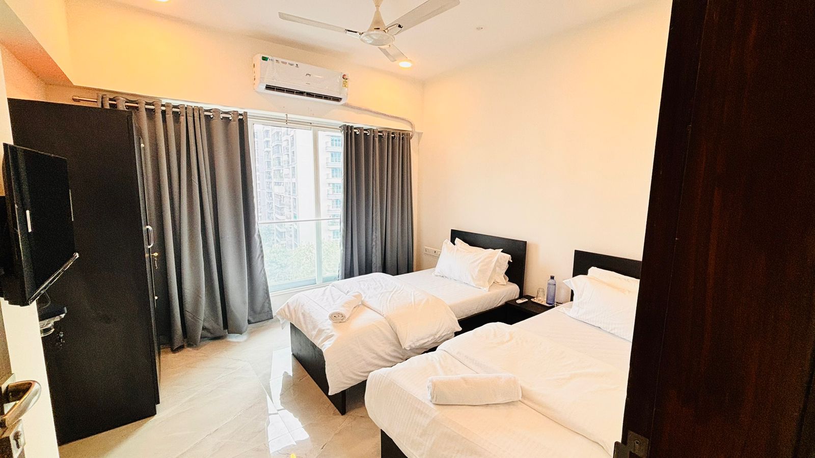 Bombay Stay Apartments Near BKC Hotel Mumbai Reviews, Photos & Offer
