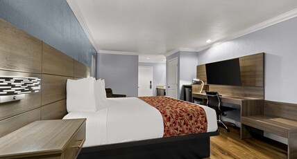 Best Western Moreno Hotel & Suites Room Type - 1 King Bed, Non-Smoking, High Speed Internet Access, Sitting Area, Desk, Microwave And Refrigerator, Best Western Moreno Hotel & Suites Room Type - 1 King Bed, Non-Smoking, High Speed Internet Access, Sitting Area, Desk, Microwave And Refrigerator,