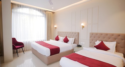 Greenland Heights Room Type - Deluxe Triple Room