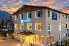 Hotel Seven Hill Star - Rajbagh
