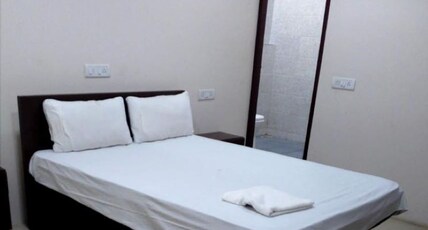 Indra Regency Room Type - Standard Room AC