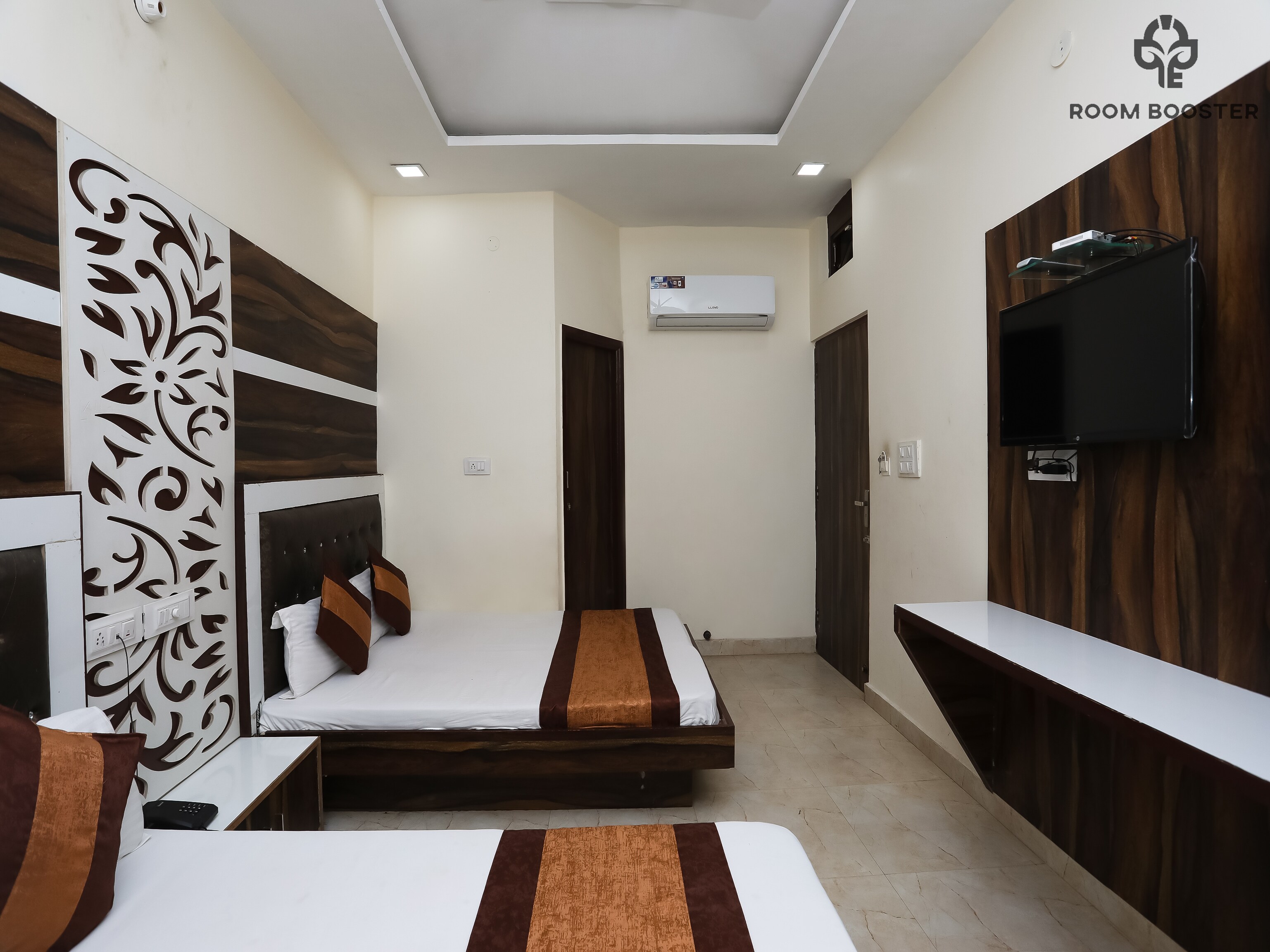Sehmi's Best Rest Inn - Tap to explore photos