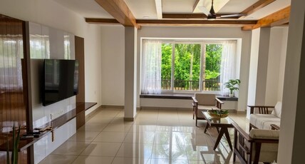 Aarogyamantra Room Type - Luxury Room with Balcony and Garden View