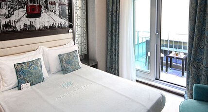Mukarnas Taksim Hotel Room Type - Standard Double with Balcony Mukarnas Taksim Hotel Room Type - Standard Double with Balcony