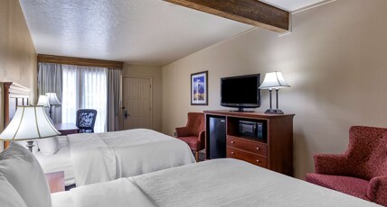 Best Western Dunmar Inn Room Type - 2 King Beds, Non-Smoking, High Speed Internet Access, Microwave, Refrigerator, Full Breakfast Best Western Dunmar Inn Room Type - 2 King Beds, Non-Smoking, High Speed Internet Access, Microwave, Refrigerator, Full Breakfast