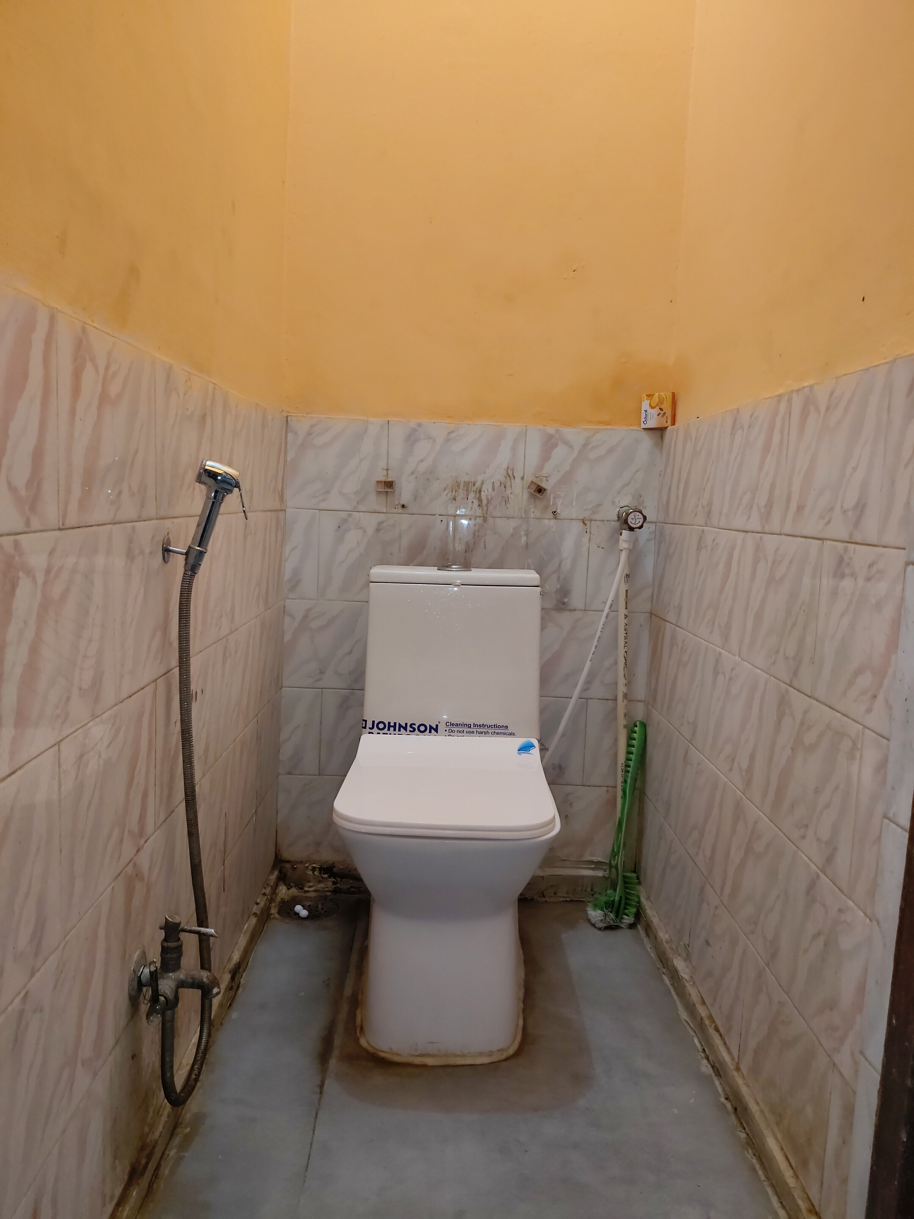 Baba Neeb Karori Nilyam Homestay - Tap to explore photos
