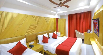 Hotel The Glitz Room Type - DELUXE ROOM