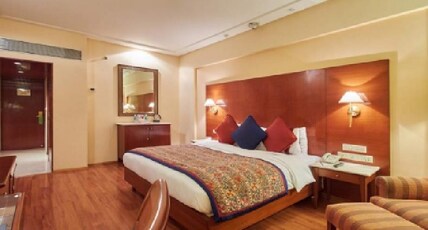 The Lalit Mumbai Room Type - Lalit Executive Club Room King on HigherFloors with Bathtub The Lalit Mumbai Room Type - Lalit Executive Club Room King on HigherFloors with Bathtub