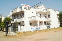 Royal City Guest House