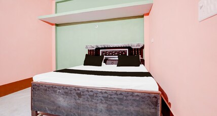 SPOT ON by OYO Celebration Hotel Room Type - Classic