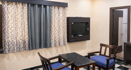 Hotel Bhimas Room Type - 4 BEDDED A/C ROOM