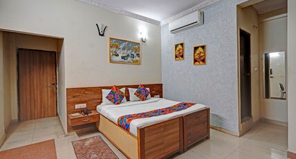 FabHotel Sandalwood Vibes Room Type - Deluxe Room