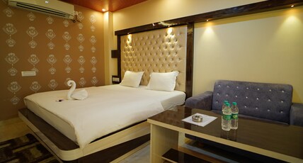 Sweet Dream Beach Resort Room Type - Premium Triple Bed With Pool View