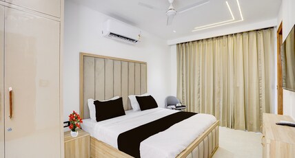 Super Townhouse Sector 49 Gurugram Formerly Hotel P66 Room Type - Deluxe