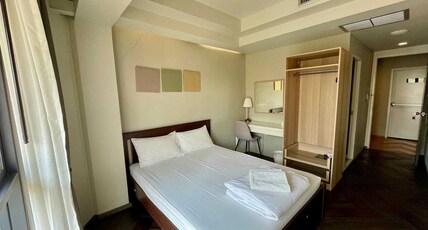 Dancenter The Spades Hostel Room Type - Deluxe Double