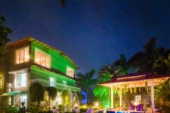 ELIVAAS 9 BHK Moonstone Meadows With Pvt Pool, Glass Pool & Spa room