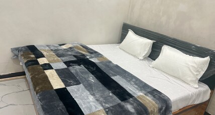 Hey ram guest house Room Type - Bedroom 3
