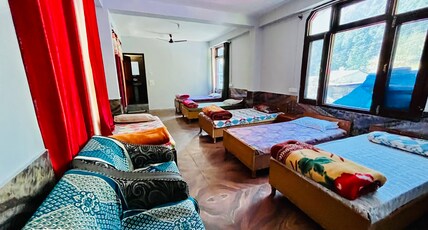 Brownie River View Room Type - Family Room